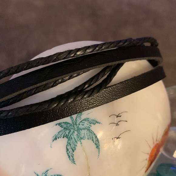 4 For $9 NEW Unisex Braided & Beaded Leather Bracelets - Picture 8 of 10